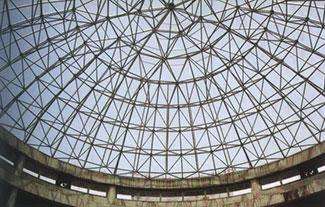 德令哈铝镁锰板屋面网架在设计时要注意哪些细节